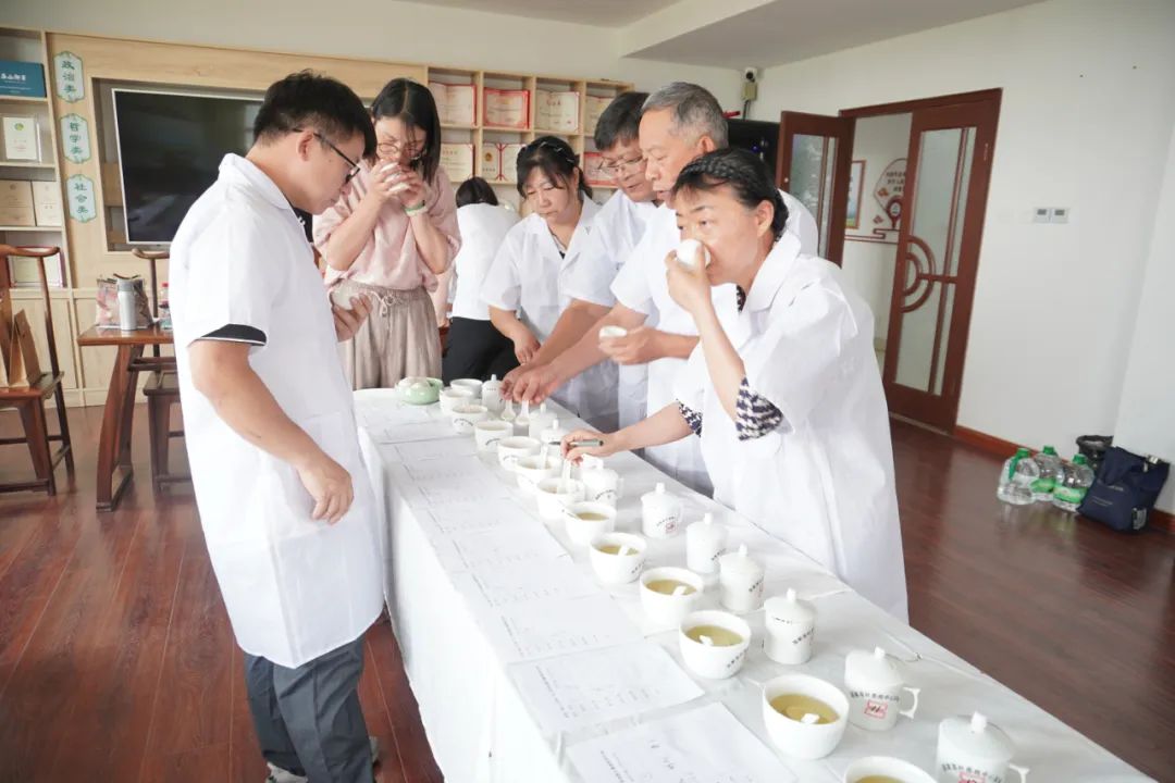 图片2.jpg 图片2.jpg